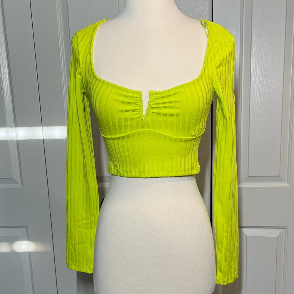 ZARA. Vibrant Lime Ribbed Crop Top